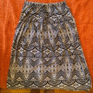 Black & White Pattern Skirt NWOT